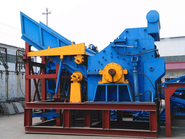 Scrap metal crusher